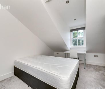 4 bedroom end of terrace house to rent - Photo 3