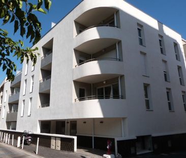 location Appartement T3 DE 60m² À TOULON - Photo 4