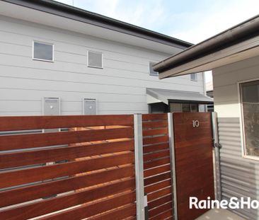 10/94 Havannah St, Bathurst, NSW 2795 - Photo 2