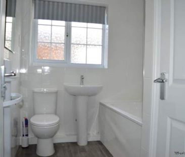 2 bedroom property to rent in Hungerford - Photo 1