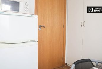 valencia, Valencian Community 46900