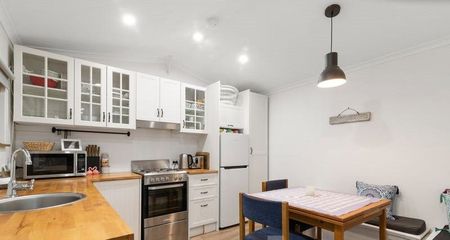 Instant Family Attraction - Photo 5