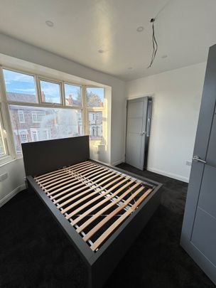 3 Bed Flat, Coventry, CV3 - Photo 1