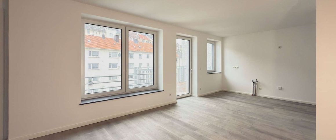 Einziehen & Wohlfühlen – Sanierter Wohntraum mit Balkon, Terrasse & Stil! - Photo 1