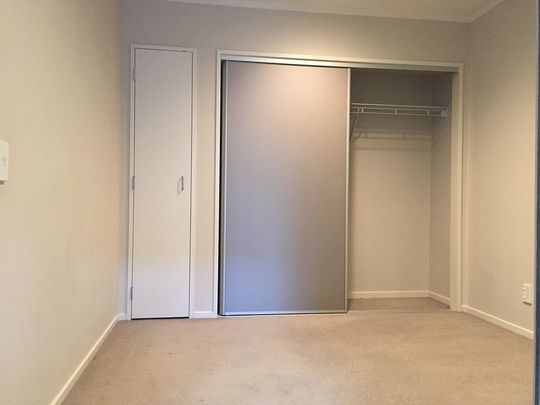 Sunny Third Floor Apartment on the CBD's Fringe - Photo 1