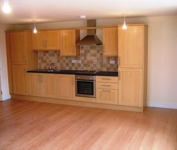 2 bedroom flat to rent - Photo 6