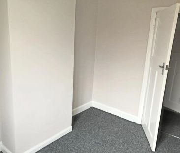 A superb two bedroom detached bungalow situated close to Gorleston ... - Photo 6