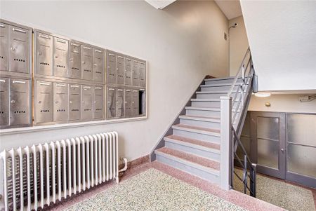 Golden Mile Apartments - Photo 2