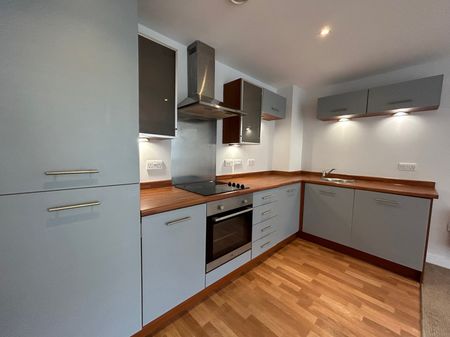 2 bedroom flat to rent - Photo 3