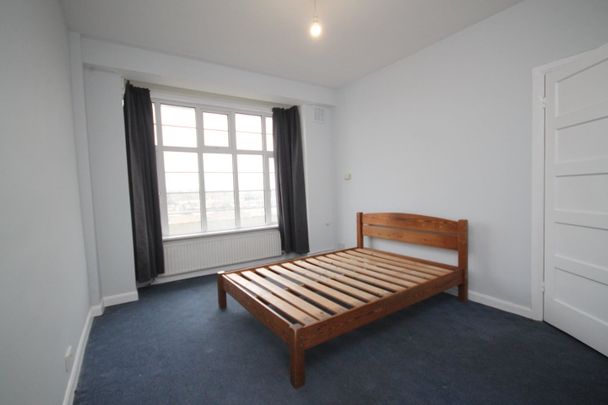 Studio Flat, Acton House, W3 - Photo 1