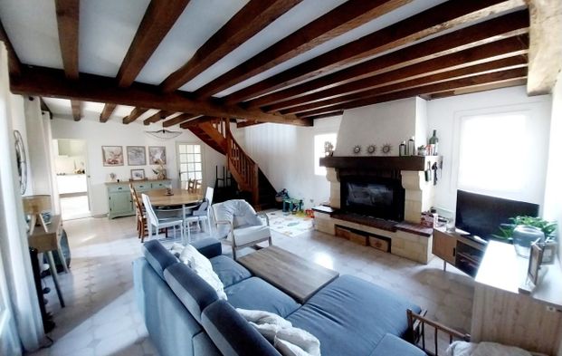 Location Maison 5 pièces 145m² LAMOTHE MONTRAVEL 24230 - Photo 1