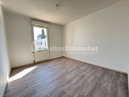 Location Appartement 3 pièces 85m² - Photo 5