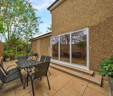 Brookwood, Woking, Surrey, GU24 - Photo 5