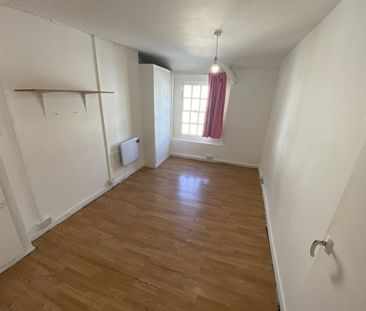 1 Bed Flat, Russell Square, BN1 - Photo 6