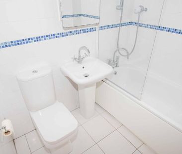 15 Sandhurst Court, Belfast, BT9 5BA - Photo 6