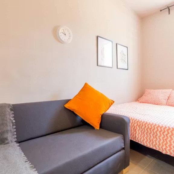 Carrer Almirall Cadarso, Valencia, Valencian Community 46005 - Photo 1