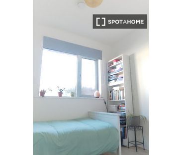 Room in shared flat for rent in Blackrock, Dublin - Photo 4