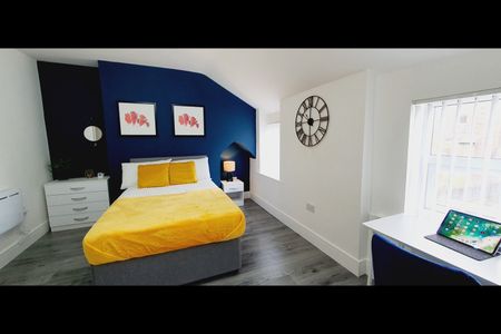 4 Bed Terraced House, Westbourne Road, CH43 - Photo 4