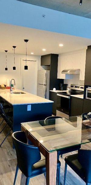 Bail à céder au 1er décembre 2025 - 1er mois GRATUIT - Tout inclus! - Photo 1