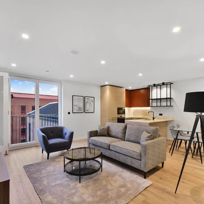 Curlew House, Poplar Riverside E14 - Photo 1