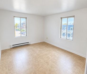 2 1/2 rénové Saint-Hyacinthe ! Wifi inclus - Photo 4