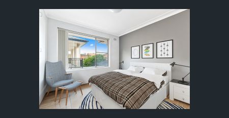 Modern Two Bedroom Unit/Townhouse - Photo 4