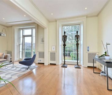 A four bedroom period home is situated in the heart of St. John's W... - Photo 1