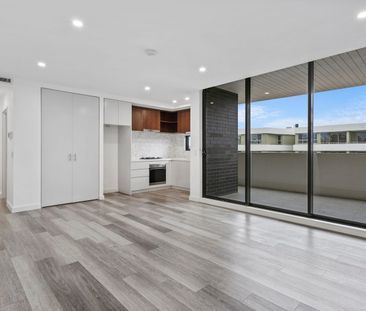 MODERN & SPACIOUS LIVING AT ITS BEST - Photo 1