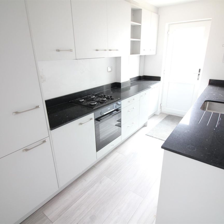 Windmill Road, Slough - Photo 1