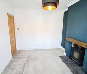 2 bedroom semi-detached house to rent - Photo 4