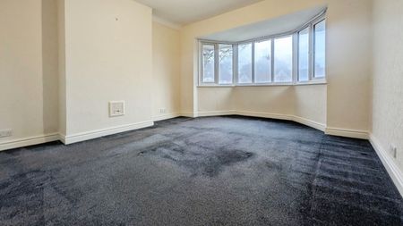 4 bedroom House To Let - Photo 4