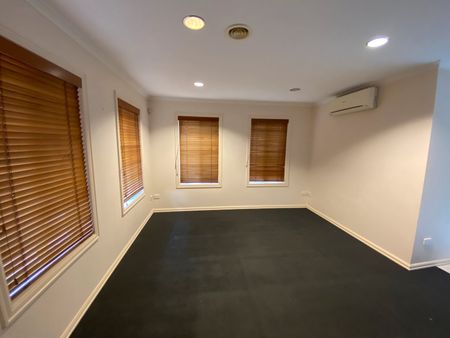 6/234 Cumberland Road, Pascoe Vale VIC 3044 - Photo 4