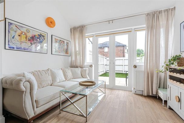 2 bedroom apartment to rent - Photo 1