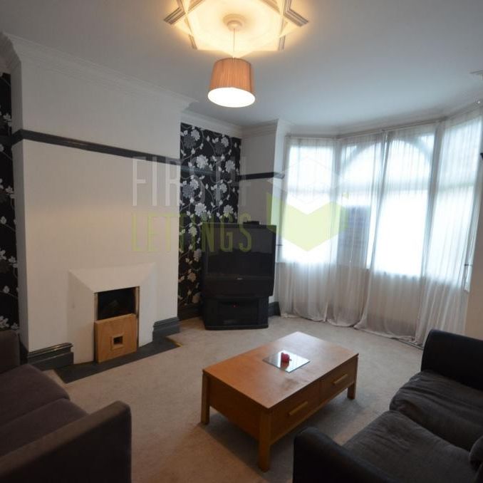 5 bedroom terraced house to rent - Photo 1