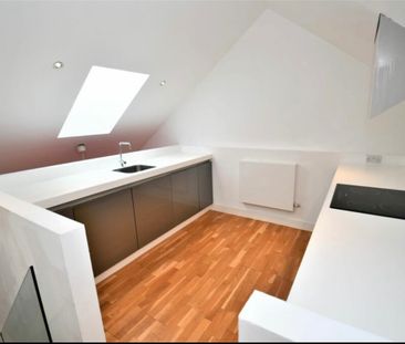 2 Bed Terraced House, Ash Street, M6 - Photo 5