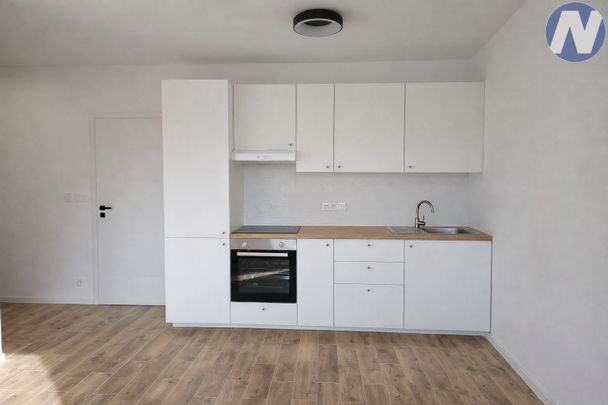Pronájem bytu 1+kk a garsoniéry 33 m² - Photo 1