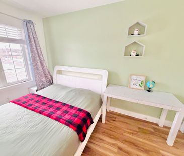 For Lease - 150 Sproule Drive, Barrie, Ontario - Photo 1