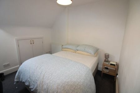 Laverton Court, Leamington Spa, CV32 - Photo 2