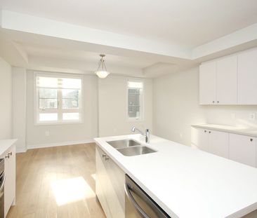 For Lease - 5893 Saigon Street, Mississauga, Ontario - Photo 3