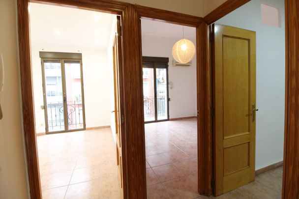 Piso de alquiler en Calle Cuba, 62, Russafa - Photo 1