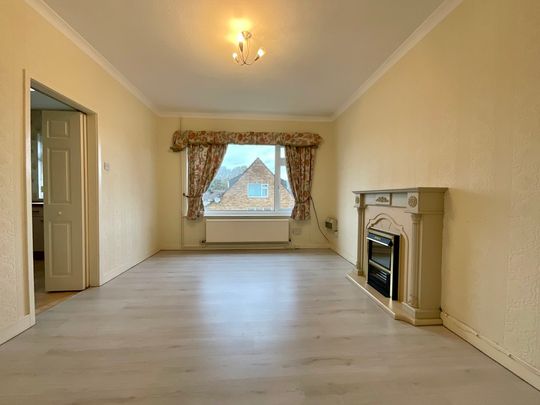 1 bedroom Apartment to let - Photo 1