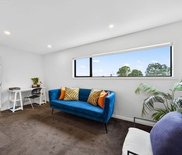 Castle on Castledine - Photo 2