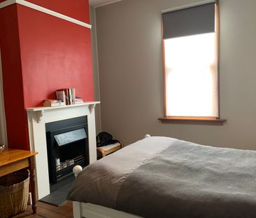 Stylish Mountain Cottage - Photo 4