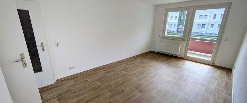 ++ einziehen & wohlfühlen - charmante, renovierte 3-Raum Wohnung - Am Hohen Hain in Limbach-O. ++ - Foto 1