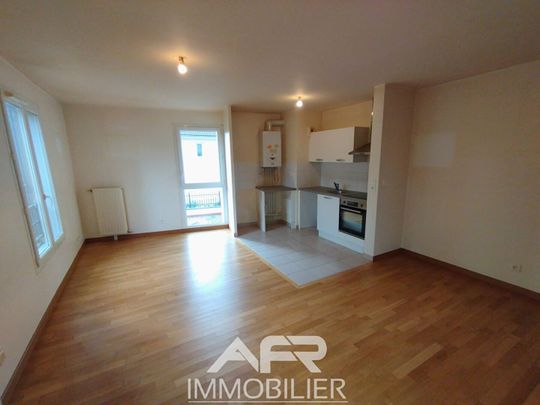 3 Pièces avec balcon - L'Isle Adam, - Photo 1