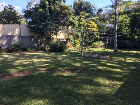 Coastal Character Meets Convenience - 3Ã?Æ'¢€'Bedroom Home in Shelly Beach Area - Photo 4