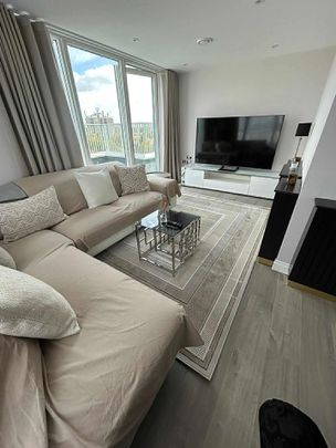 Room in a Shared Flat, Earlham Grove, E7 - Photo 1