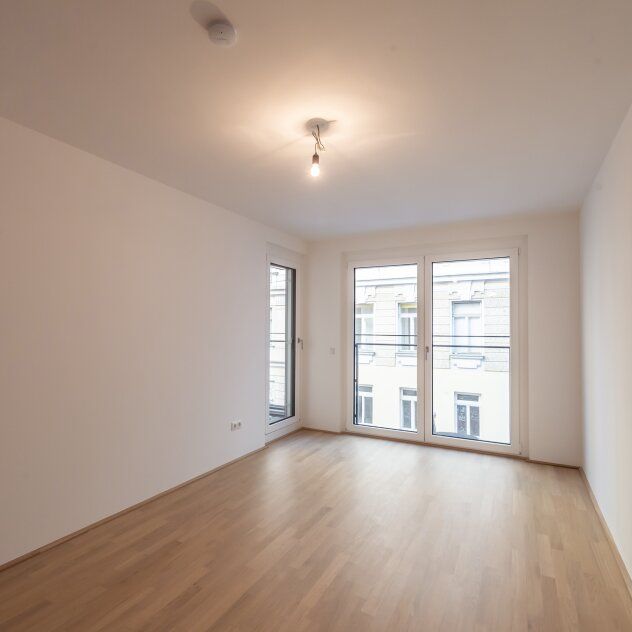 Six in the City: Premium 3-Zimmer Neubauwohnung mit Loggia, BESTLAGE! - Photo 1