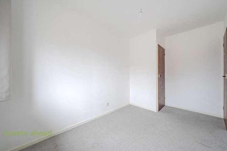 Russell Way, Sutton, SM1 - Photo 3