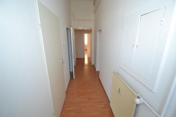 1 Monat MIETFREI – SOFORT VERFÜGBAR – Gries – 56m² – 3 Zimmer Wohnung – Einbauküche – WG fähig – wohnbeihilfenfähig - Photo 1